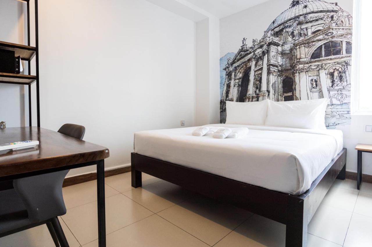 Times Hotel At Bassac Lane Phnom Penh Exterior photo